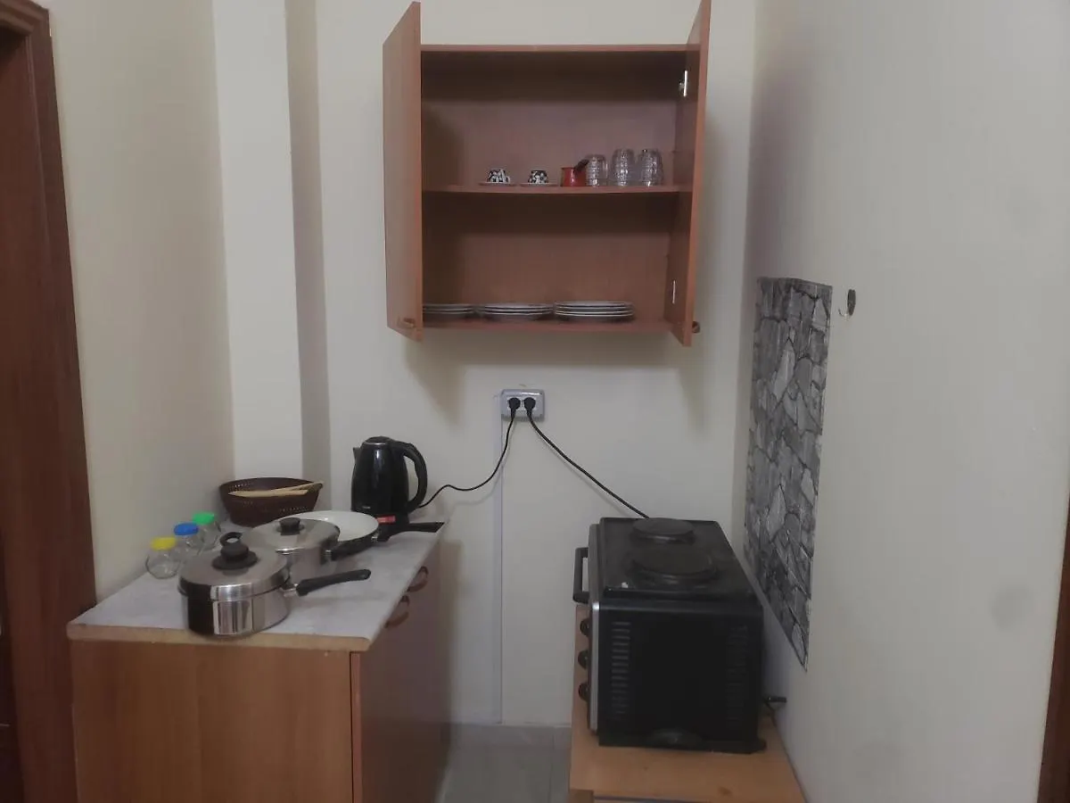 Hostel Oakland ティラナ