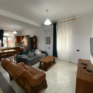 2 Apartament