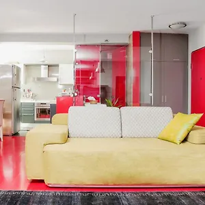 Metro Apartament