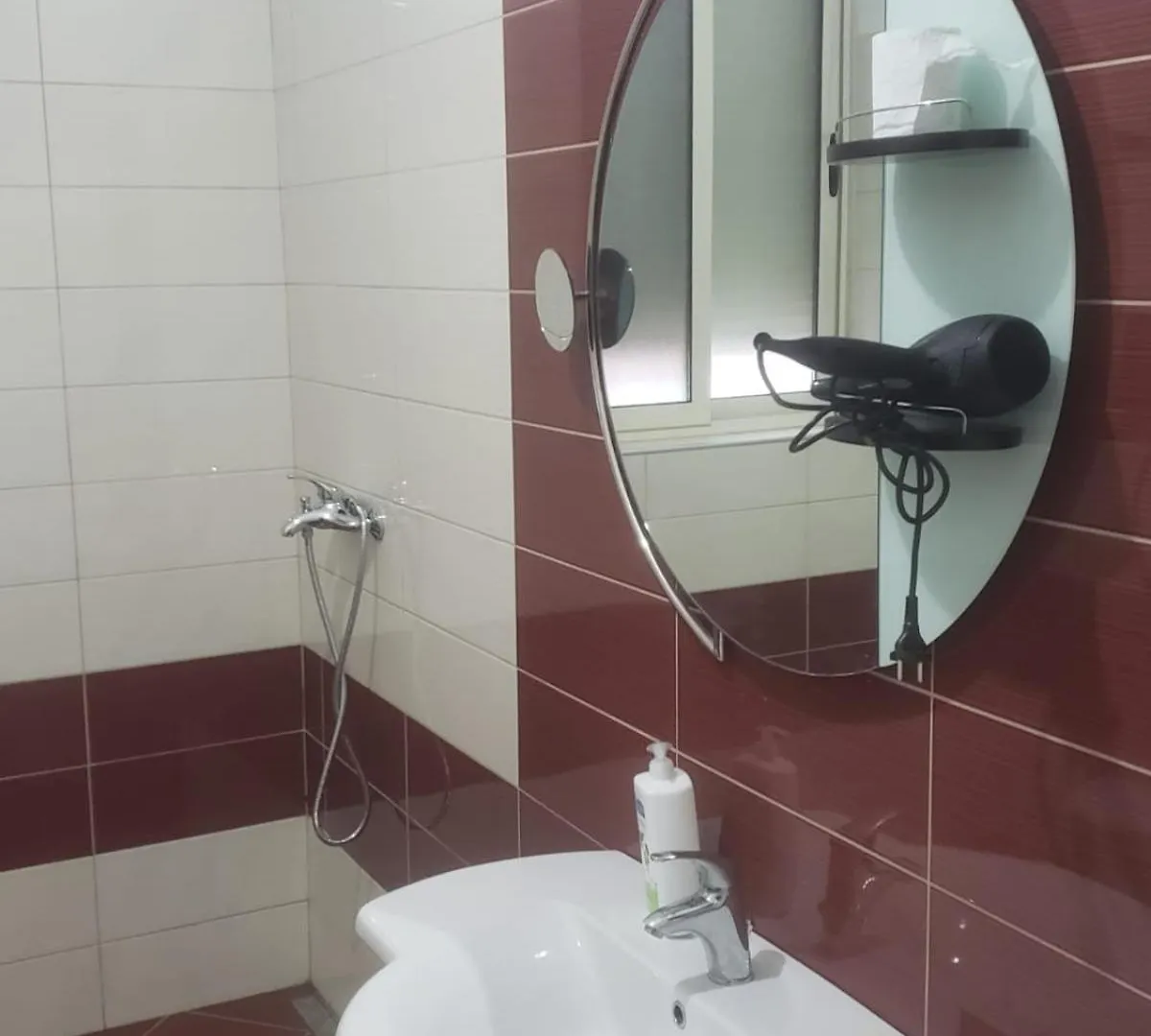 Hostel Oakland Tirana Albanien